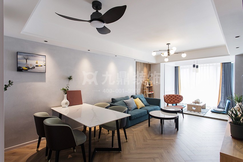 客廳裝修實(shí)景圖